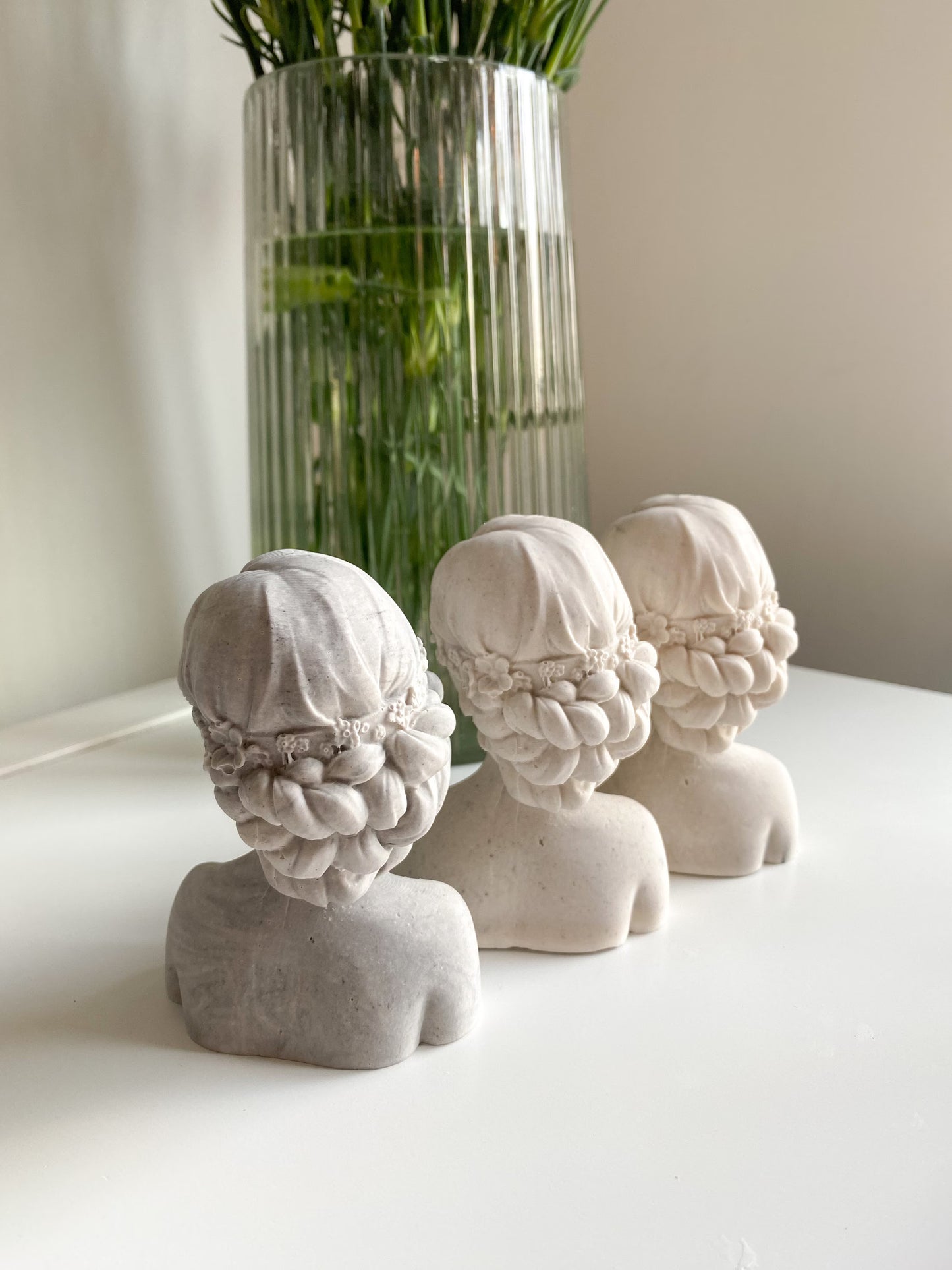 Lady statue, custom colour effects | Handmade | Jesmonite | neutral home decor and gifts.