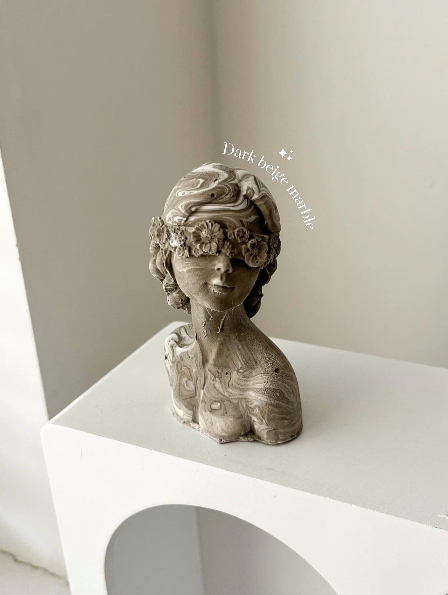Lady statue, custom colour effects | Handmade | Jesmonite | neutral home decor and gifts.